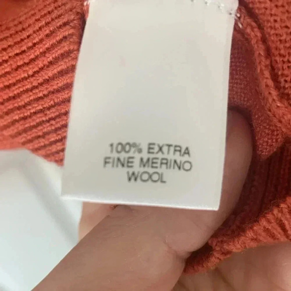 Turnbury Extra Fine Merino Wool Mock neck sweater size Large - Picture 5 of 7